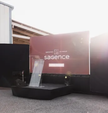 Location son lumière en Nièvre avec Gauthier Spectacle.